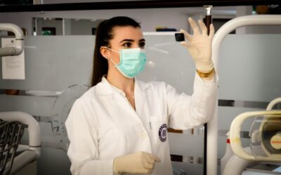 Neue Führungskraft als Zahnärztin oder Kieferorthopädin? So wirst du eine wirklich gute Chefin!